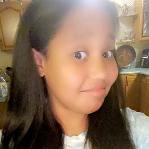 Meet your Posher, Raegan